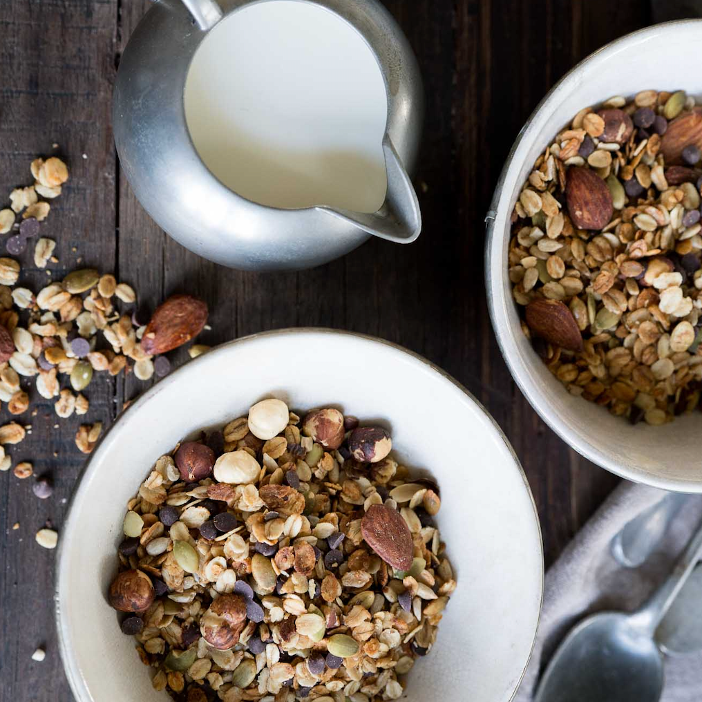 Granola, 1 kg, økologisk (Hasselnød & chokolade)